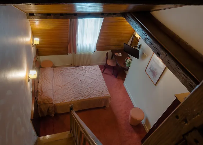 Le Faubourg Opera Отель