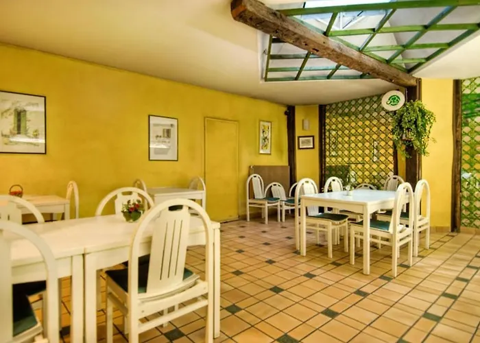 Отель Le Faubourg Opera 2*