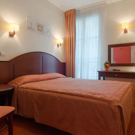 Hotell Le Faubourg Opera Paris