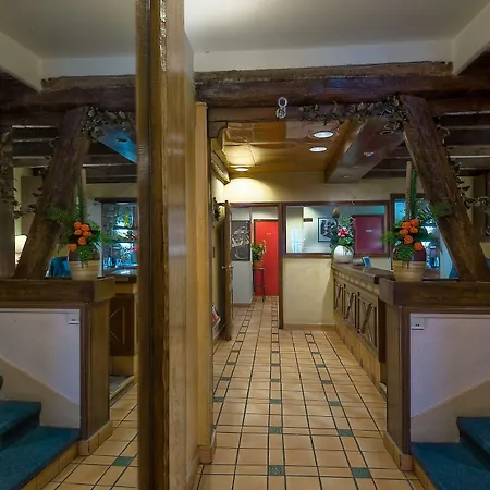 Hotel Le Faubourg Opera Paris