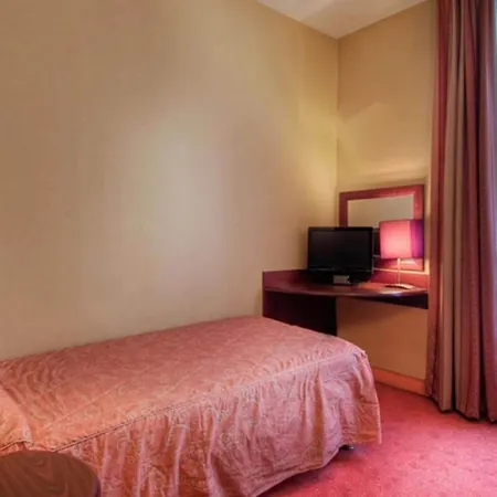 Hotell Le Faubourg Opera