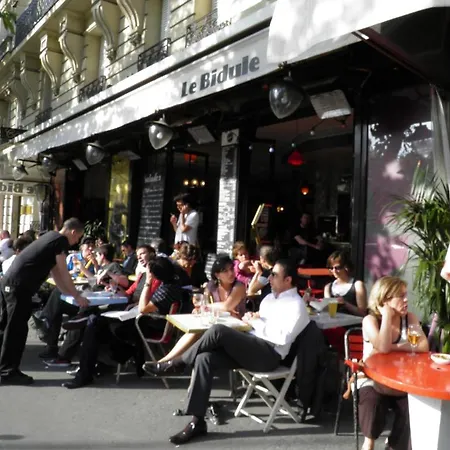 Le Faubourg Opera 2*