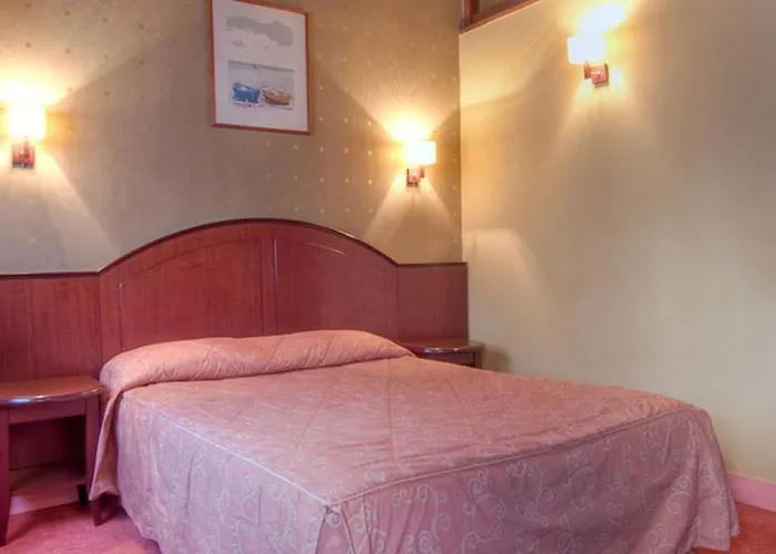 Le Faubourg Opera