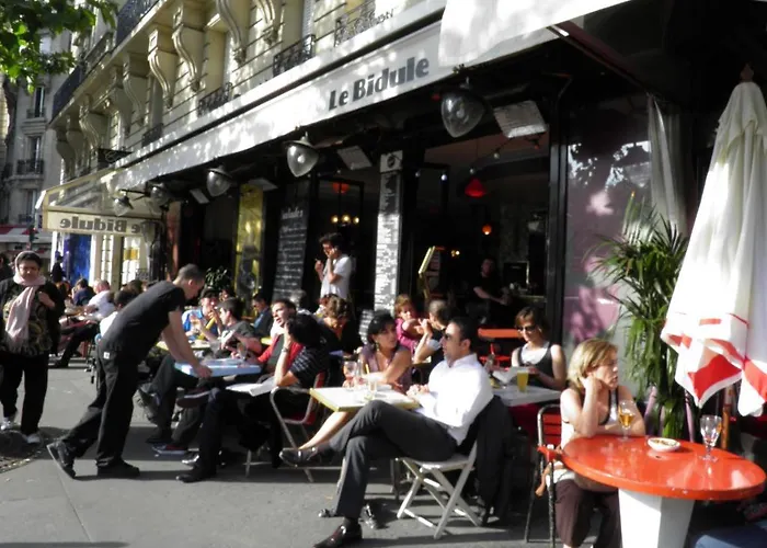 Le Faubourg Opera 2*