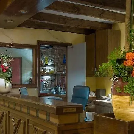 Le Faubourg Opera Hotel Paris