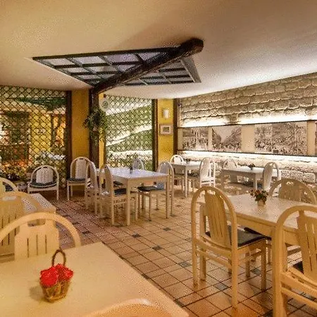 Le Faubourg Opera Hotel Paris